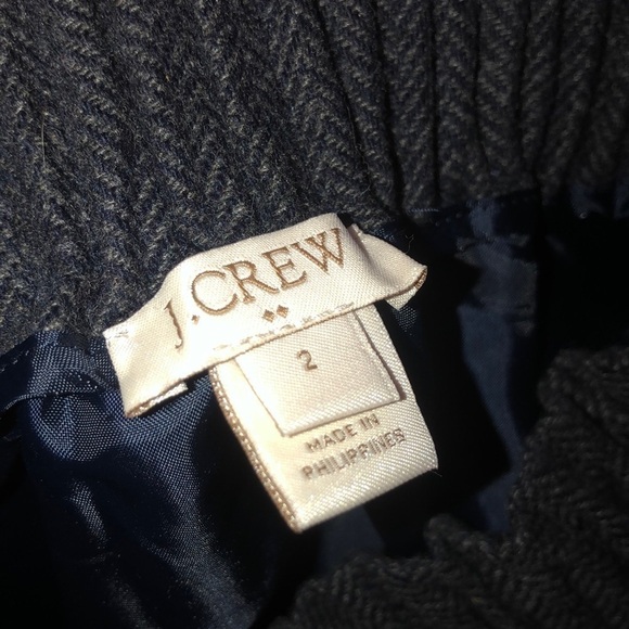 J. CREW WOOL SKIRT WITH 2 HIDDEN FRONT POCKETS - Picture 2 of 3